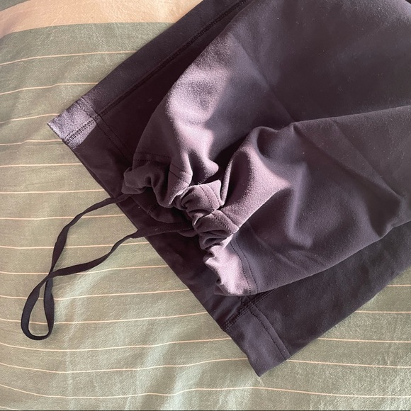 Lululemon High Waisted Wide Leg Cinching Ankle Leggings - Picture 4 of 13